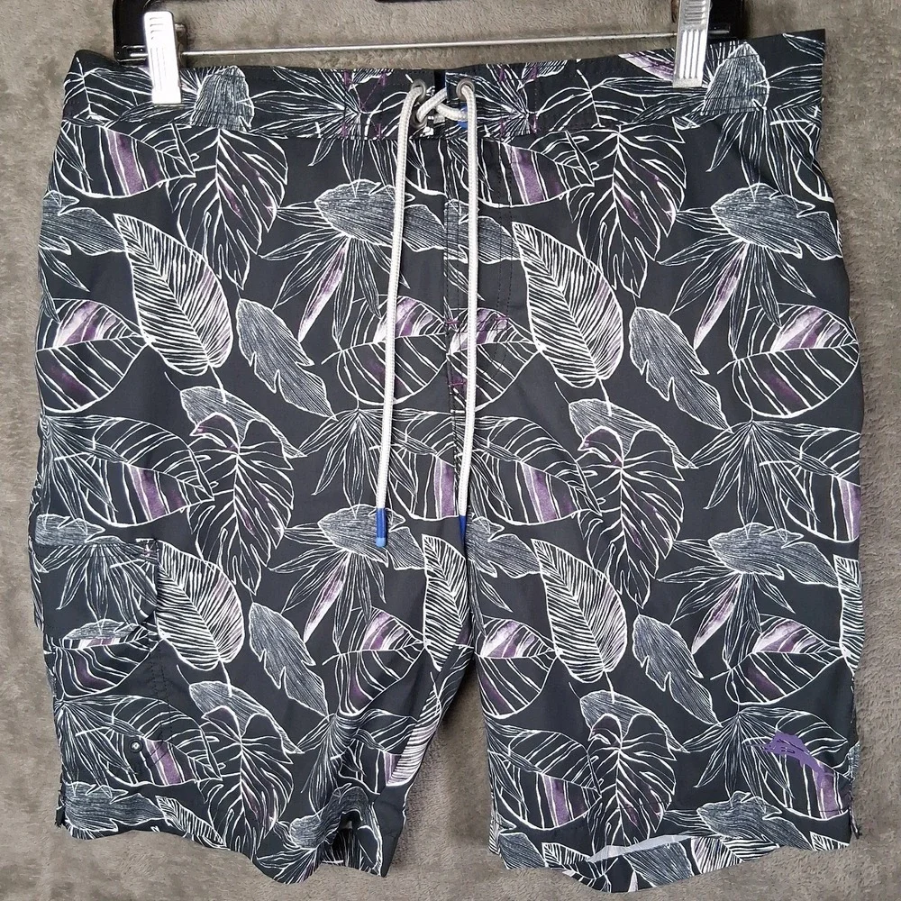 Tommy Bahama Baja Bonita Cove Board Shorts Men Size Large Black Floral Print